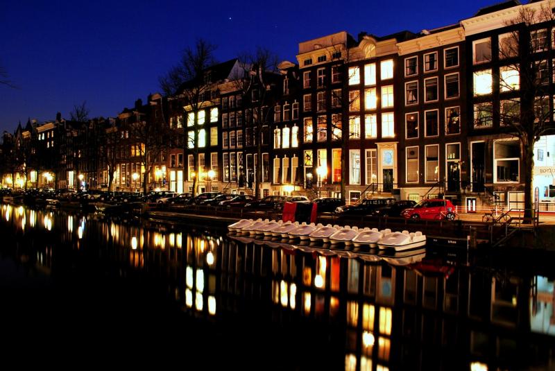 Amsterdam-History-Culture