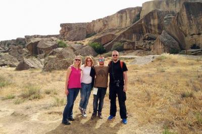 Day Trip to Gobustan National Park and Mud Volcano Tour