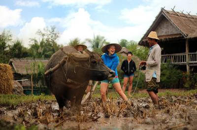 13-Day Thailand and Laos Adventure Tour from Bangkok