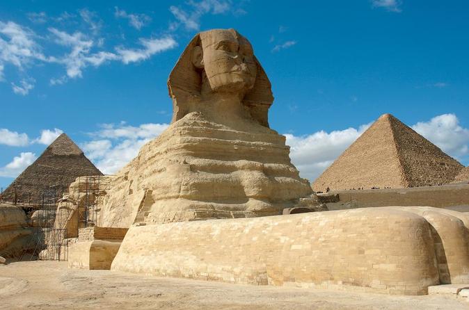 Half Day Private Tour to Giza Pyramids and Sphinx Included Lunch