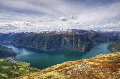 Private Tour Oslo to Bergen via Flam and Sognefjord with guide