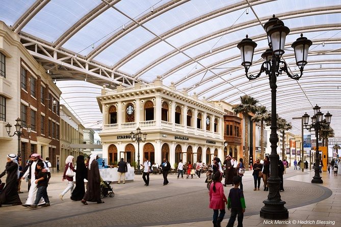 Kuwait Modern Shopping Malls Tour (The Avenues)