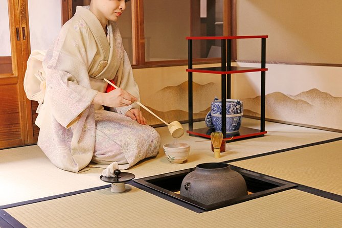 Private Tea Ceremony Experience and Japanese Lunch in Kyoto