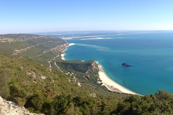 Arrabida and Sesimbra Small-Group Day Trip from Lisbon with Wine Tasting