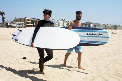 Learn to Surf at Venice Beach