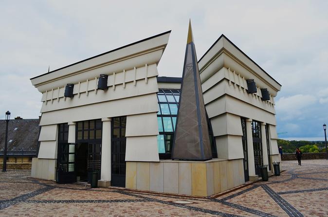 Luxembourg Airport (LUX) - Private Transfer