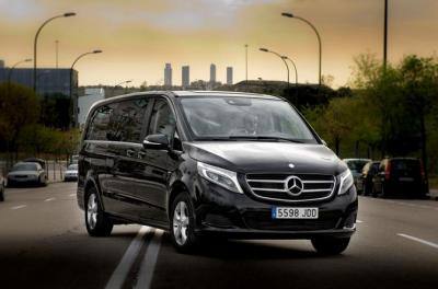 Luxembourg City Departure Private Transfer to Luxembourg LUX in Luxury Van