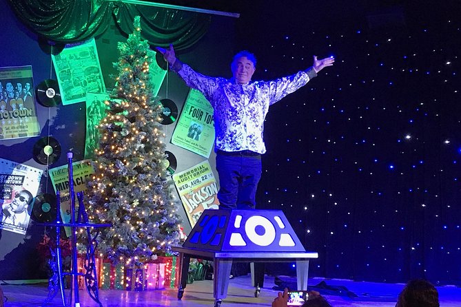Magic Show with Michael Bairefoot