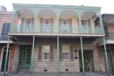 New Orleans American Horror Story Unauthorized Walking Tour