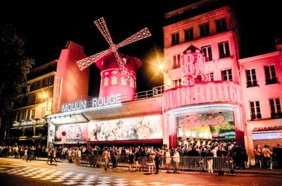 Moulin Rouge Show: VIP Seating with Champagne