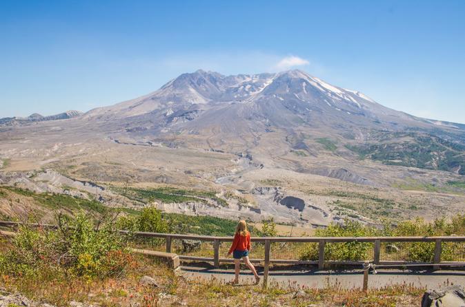 Mt. St. Helens Small-Group Tour from Seattle