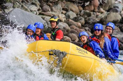 Full-Day Cheakamus Rafting and Sea to Sky Gondola Combo from Vancouver
