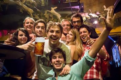 Pub Crawl with a pro photog